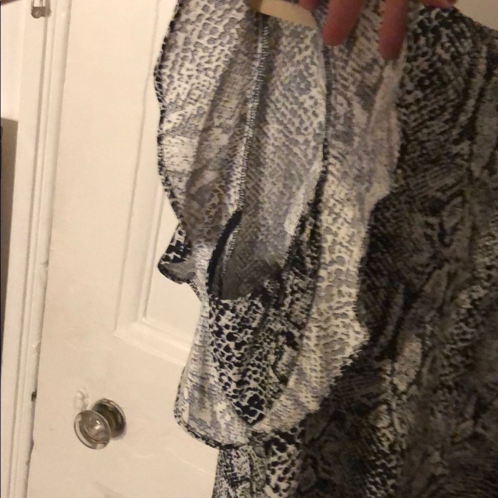 Dress - Picture 3 of 6
